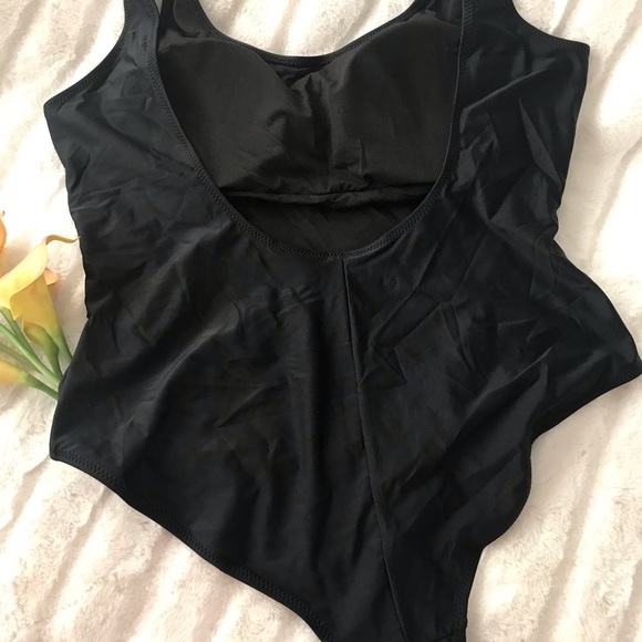 New One piece plus swimsuit - Picture 7 of 8